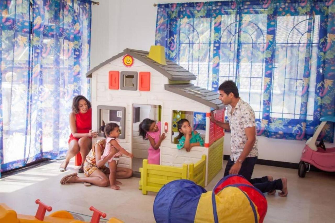 Luxury Rental With Kids Playroom In Goa 卡兰古特 外观 照片
