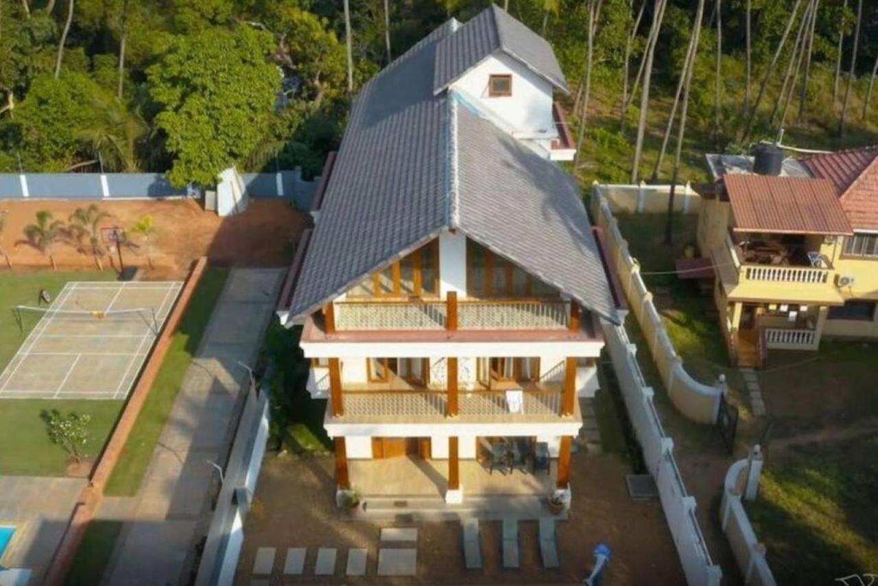 Luxury Rental With Kids Playroom In Goa 卡兰古特 外观 照片